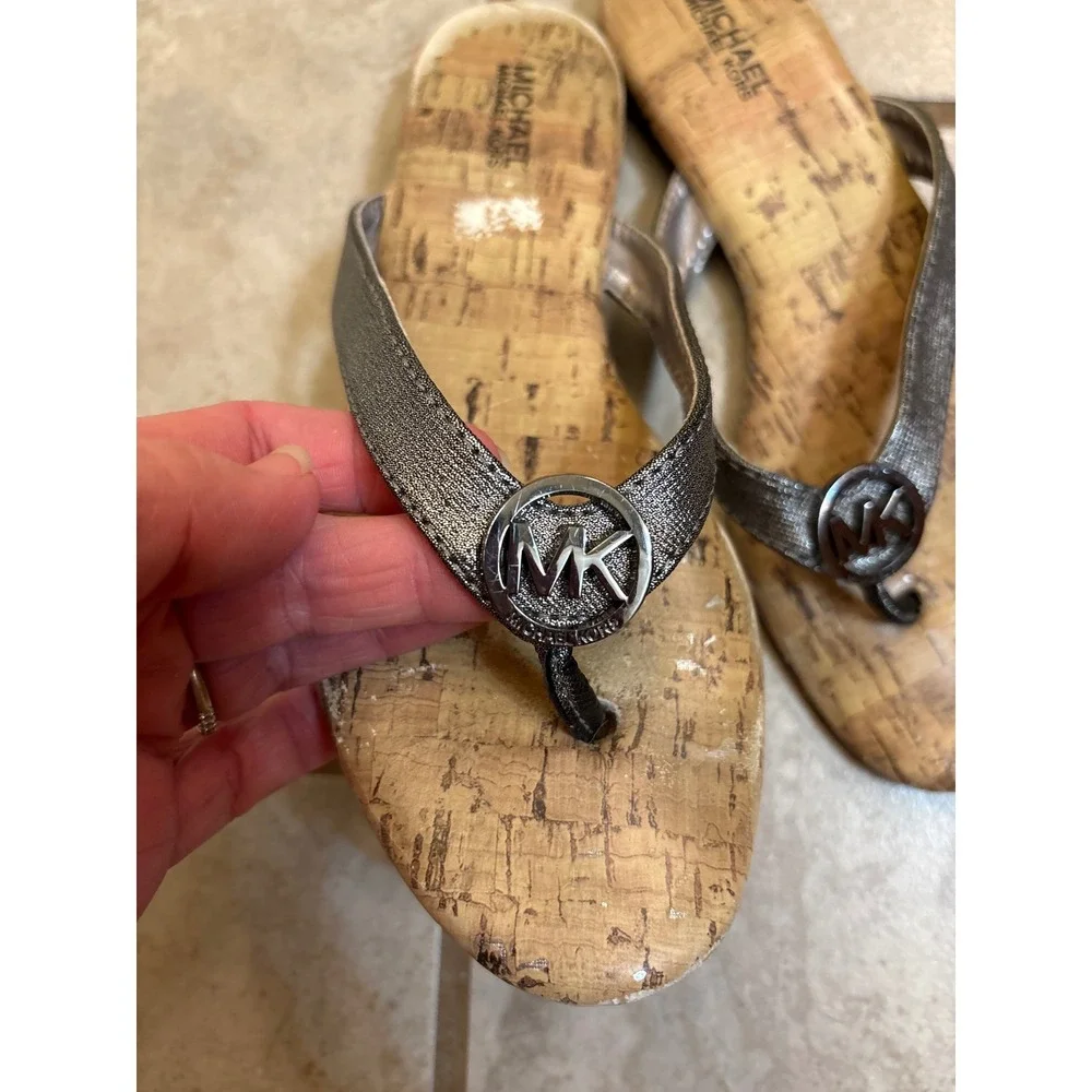 Michael Kors Demi Macie-888 Girls Kids Size 3 Gunmetal Cork Flip Flop Sandals MK